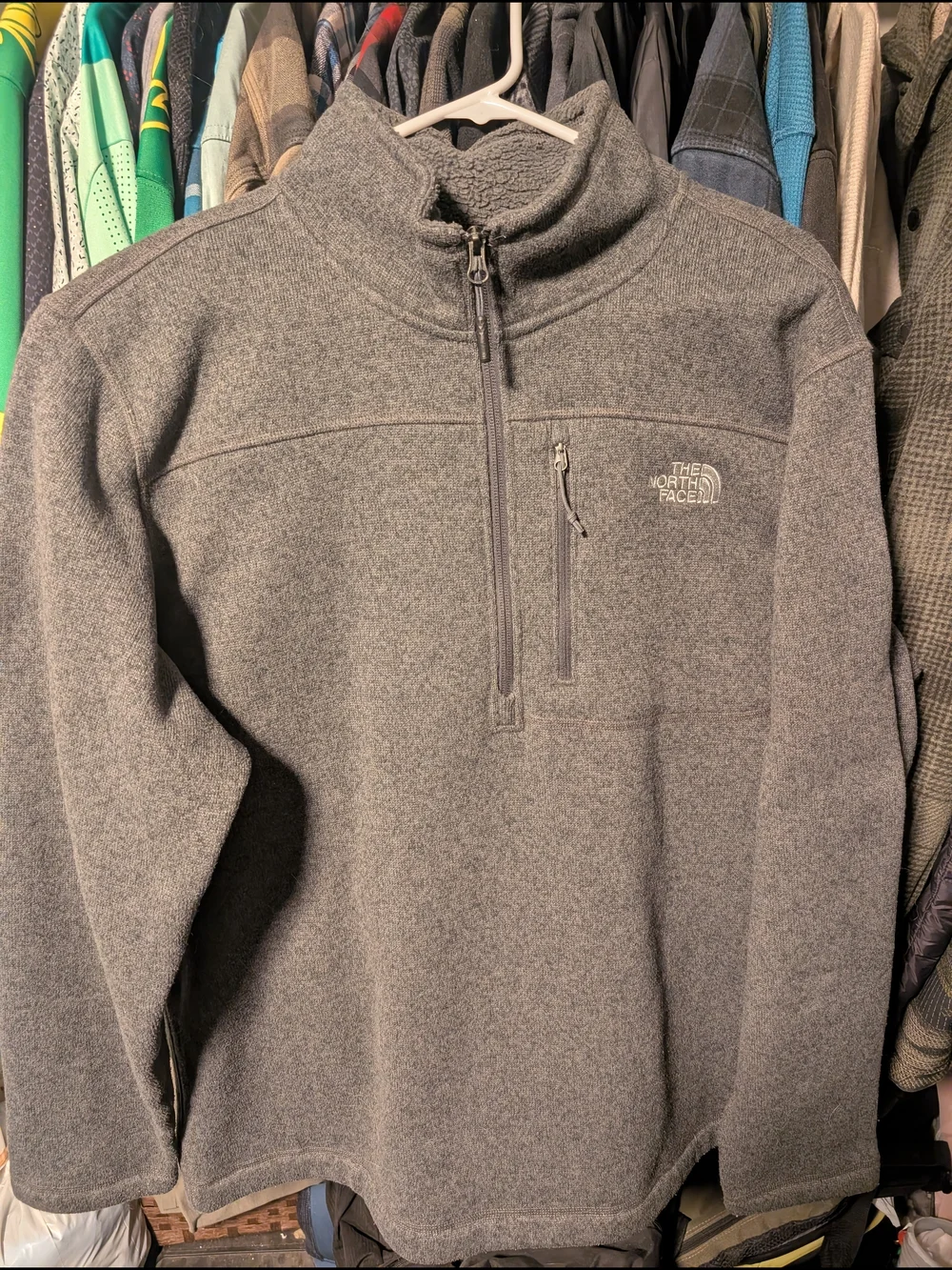 The North Face Men’s XL Gray Half-Zip Fleece Pullover